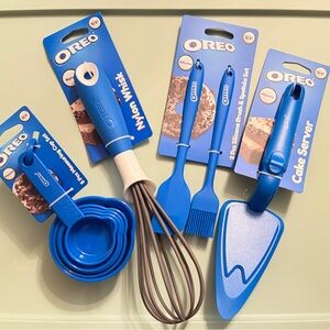 Oreo Brand Set of 4 baking/cooking utensils